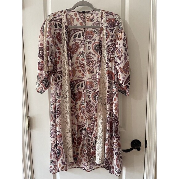 American Eagle Women’s Size XS Paisley Print Lace Trim Boho Kimono - Picture 2 of 9